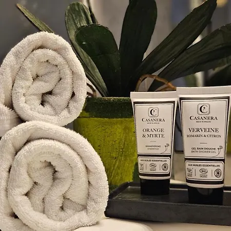 T1 Pinedda, Confort-vue Mer- Calme & Soleil *