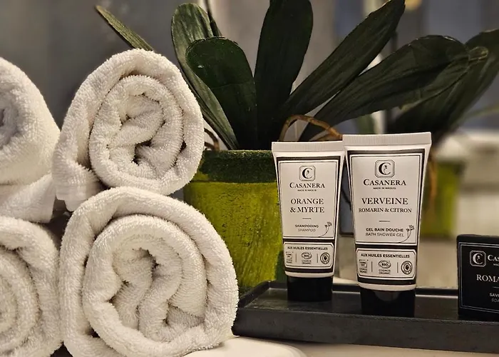 T1 Pinedda, Confort-vue Mer- Calme & Soleil *