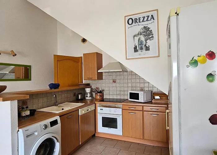 T1 Pinedda, Confort-vue Mer- Calme & Soleil Apartmán