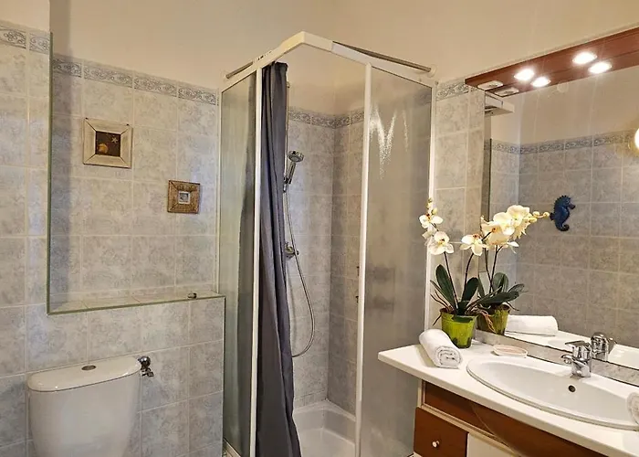 Apartmán T1 Pinedda, Confort-vue Mer- Calme & Soleil