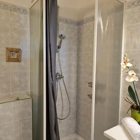 T1 Pinedda, Confort-vue Mer- Calme & Soleil Apartamento